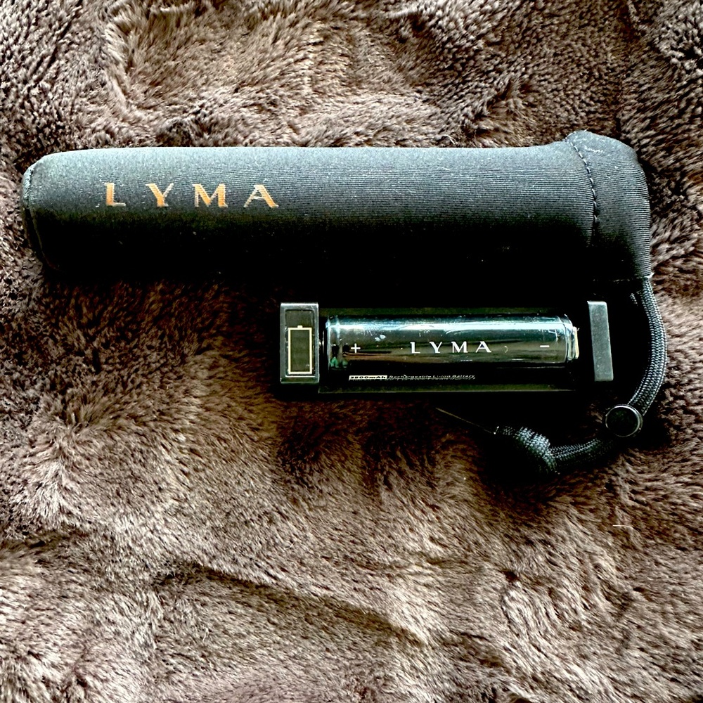 LYMA RARE Blue Laser light for facial care